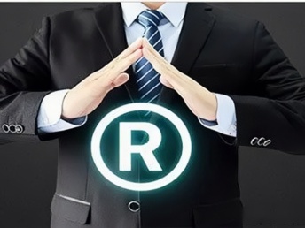 数字时代版权代理的演变与策略 从纸质到像素的护航者